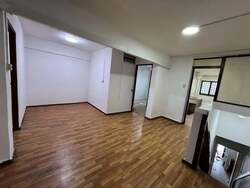Clementi Avenue 2 Shopping Centre (D5), Retail #595009591
